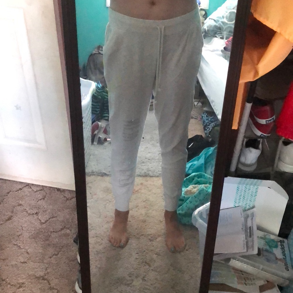 VS Women’s Joggers